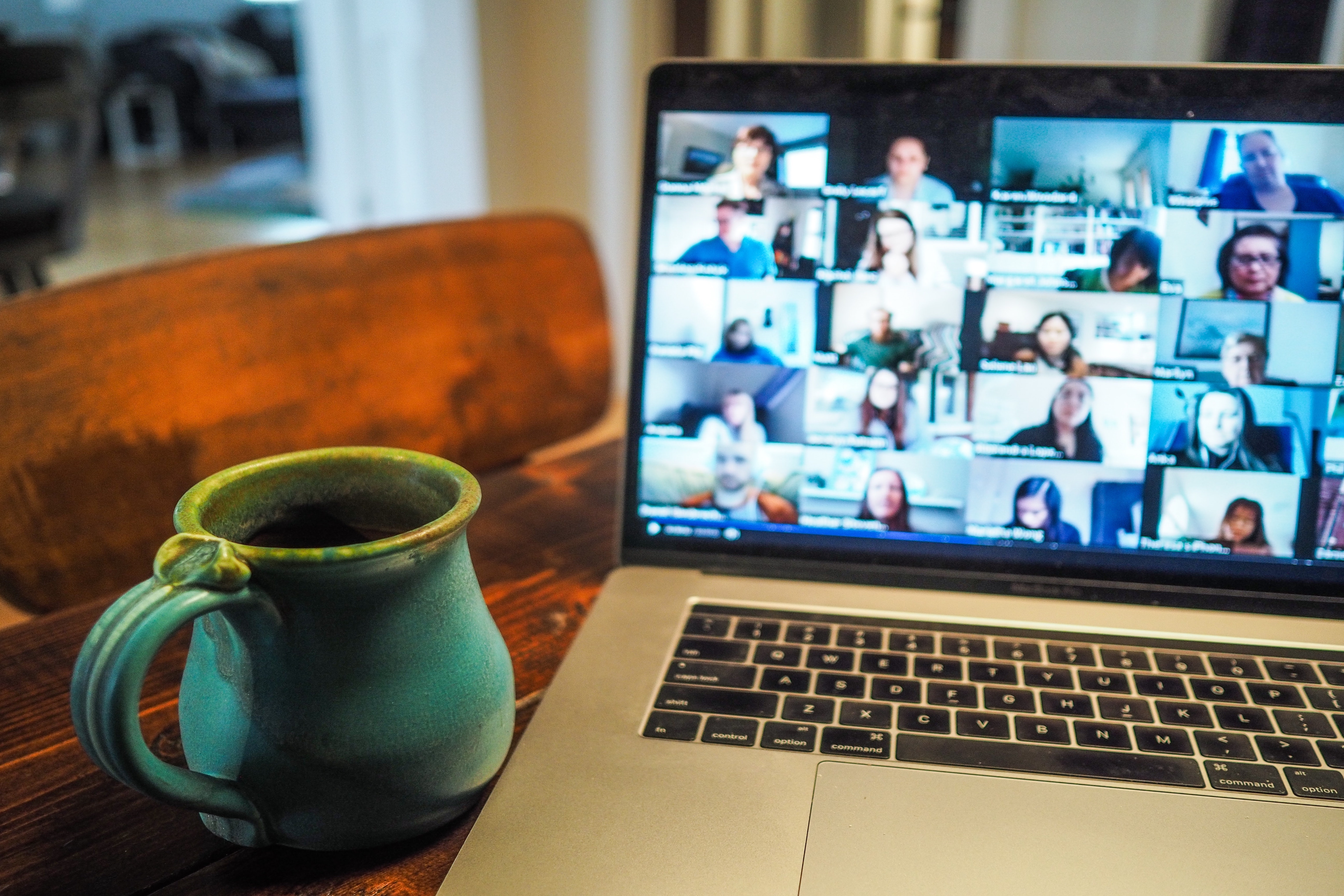 Zoom, Teams, Skype und Co. - Tools für Videokonferenzen im Vergleich